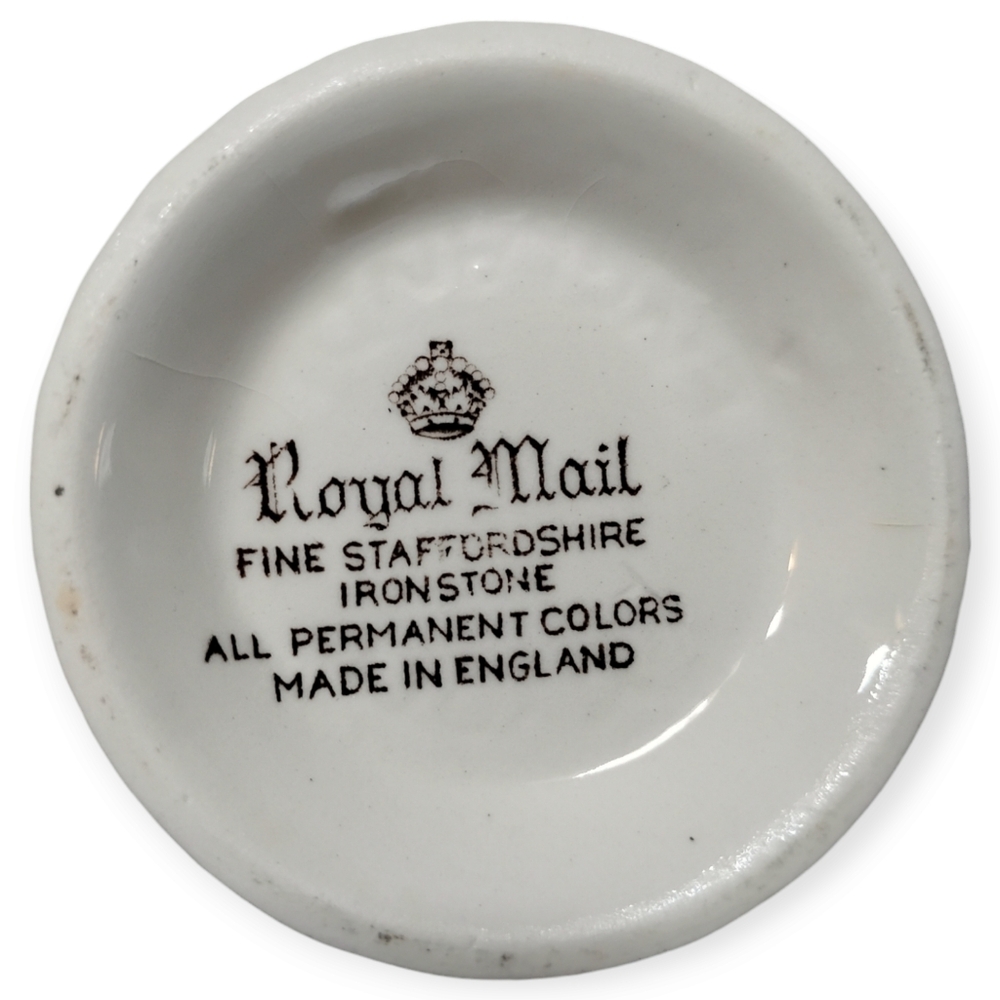 Vintage Royal Mail Fine Staffordshire Ironstone Creamer England - Picture 4 of 5